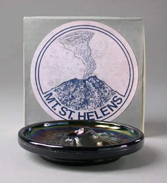 Vintage Mount St. Helens 1980 Volcanic Ash Glass Dish